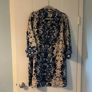 Tuckernuck Navy and Cream Floral Mini Dress Sz M